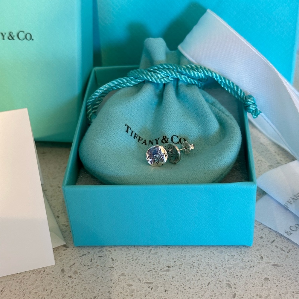 Authentic and Rare Tiffany & Co New York Notes Stud Earrings